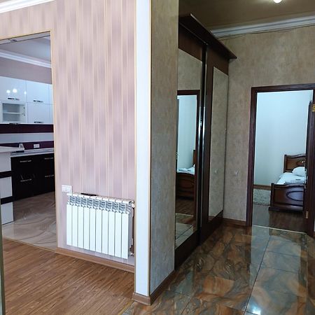 Rent Inn Yerevan On Arami Street Exterior foto